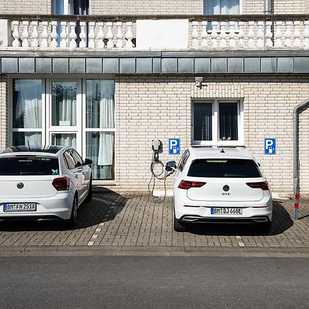 Hotel Bergheim Otel 3*