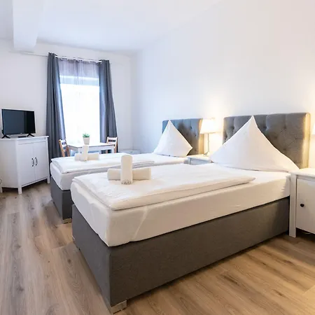 Hotel Bergheim Otel 3*