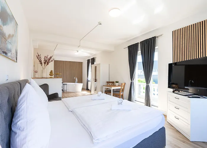 Отель Hotel Bergheim